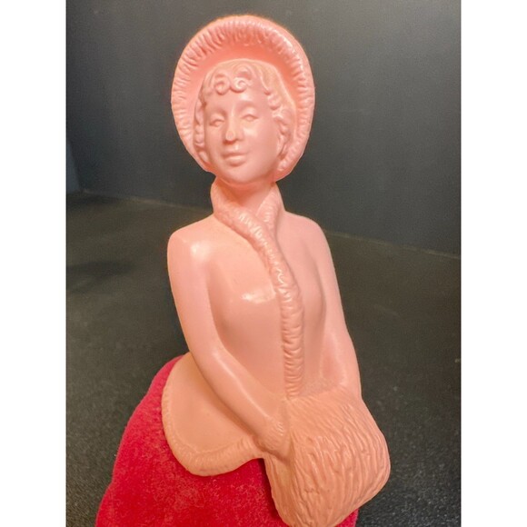 Vintage Avon Skater’s Waltz Moonwind Cologne Figurine Bottle 4 oz - Picture 7 of 9